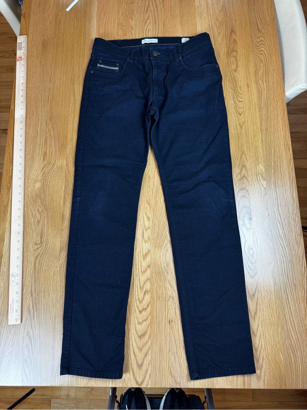 Bugatti Black Slim Straight Jeans Modern Made in Italy 34